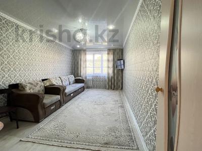 2-комнатная квартира, 48.1 м², 3/5 этаж, Ивана Ларина 6 за 16 млн 〒 в Уральске