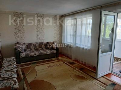2-бөлмелі пәтер · 60 м² · 2/4 қабат, ул. Каныша Сатпаева, бағасы: 120 000 ₸ в Таразе