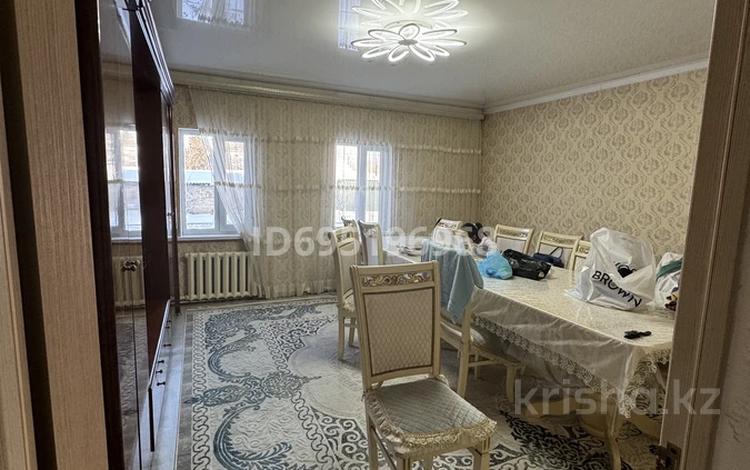 Отдельный дом · 5 комнат · 120 м² · 12.8 сот., мкр Карасу — ул Мырзахмет Кусайынулы 27 за 95 млн ₸ в Алматы, Алатауский р-н — фото 2