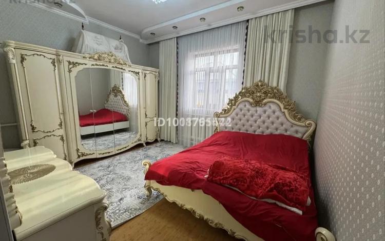 Дом · 4 комнаты · 350 м², С.Жарылкапов 40 за 80 000 ₸ в Туркестане — фото 2