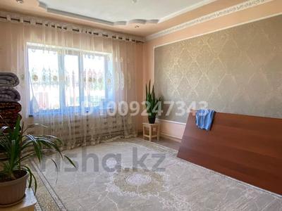 Отдельный дом · 4 комнаты · 110 м² · 6 сот., Тұрымбетова 19 — Пересечение улиц за 15 млн 〒 в Арыси