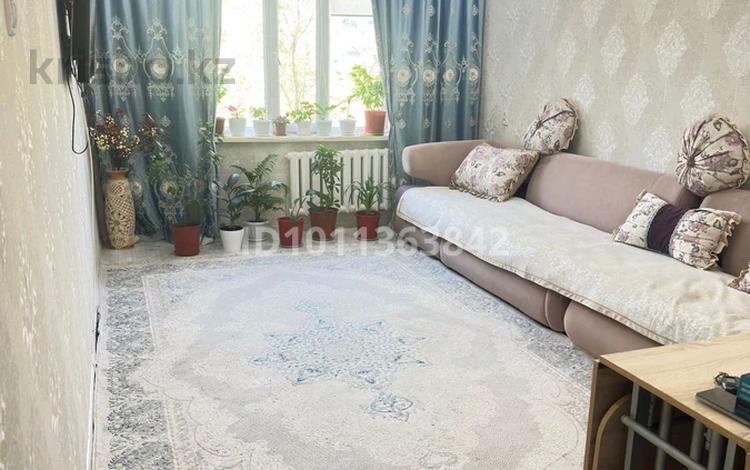 2-комнатная квартира · 54 м² · 5/5 этаж, мкр Мынбулак 8а за 15 млн ₸ в Таразе — фото 2