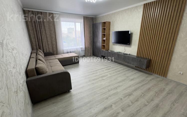 2-бөлмелі пәтер · 73 м² · 9/9 қабат, Толстого 27, бағасы: 280 000 ₸ в Костанае — фото 2