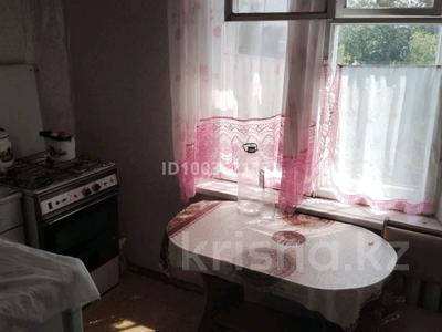 3-бөлмелі пәтер · 63.4 м² · 2/5 қабат, Зачаганск пгт ш/а. 65 — Жангир хан , медколледж, бағасы: 17 млн ₸ в Уральске, мкр. Зачаганск пгт