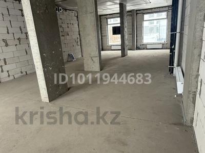 Свободное назначение, офисы, магазины и бутики, общепит, салоны красоты, медцентры и аптеки, образование, развлечения · 89.7 м² за 800 000 ₸ в Астане, Есильский р-н