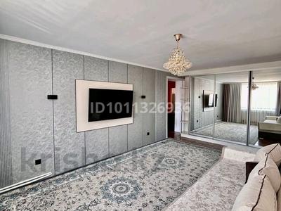 3-бөлмелі пәтер · 75.7 м² · 6/10 қабат, проспект Сатпаева 18 — Проспект Сатпаева 18, бағасы: 41 млн ₸ в Усть-Каменогорске