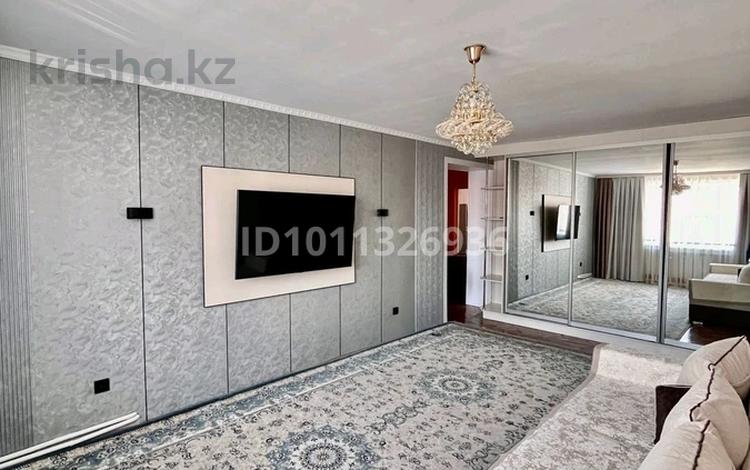 3-бөлмелі пәтер · 75.7 м² · 6/10 қабат, проспект Сатпаева 18 — Проспект Сатпаева 18, бағасы: 41 млн ₸ в Усть-Каменогорске — фото 2