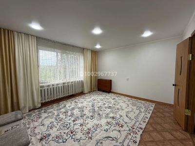 1-бөлмелі пәтер · 41 м² · 3/9 қабат, Богенбайулы 40 — 1000 мелочей, бағасы: 170 000 〒 в Семее