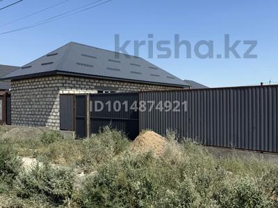 Отдельный дом · 2 комнаты · 90 м² · 8 сот., мкр Зарослый, 1 91 за 13.5 млн ₸ в Атырау