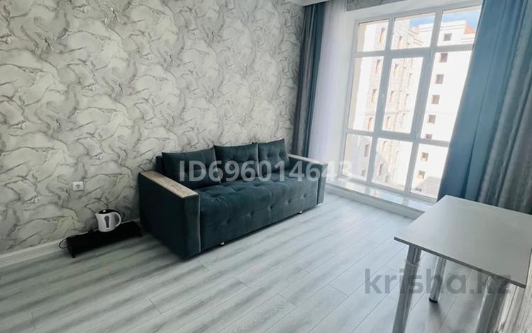 2-комнатная квартира · 40 м² · 10/12 этаж, мкр Комсомольский, Жошы Хан 13 — 809 за 300 000 ₸ в Астане, Есильский р-н — фото 2