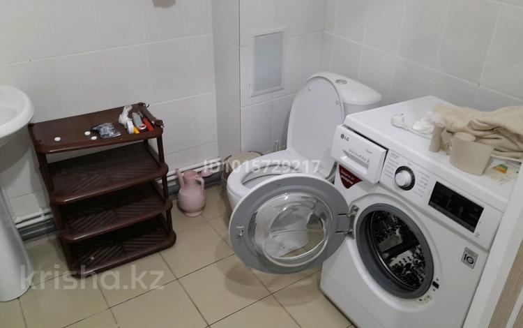 1-комнатная квартира · 46 м² · 5/9 этаж, мкр. Алтын орда 1гкорпус 2 — Анувар за 150 000 ₸ в Актобе — фото 2