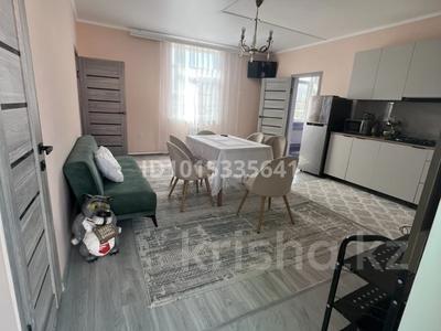 1-бөлмелі пәтер · 55 м² · 1 қабат, Кокбкстау — Макашева, бағасы: 180 000 ₸ в Каскелене