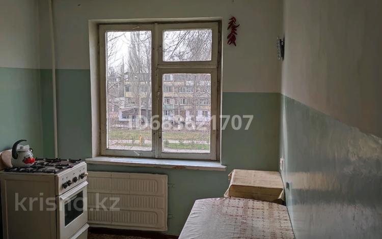 4-бөлмелі пәтер, 75 м², 4/5 қабат, Тонкуруш 2, бағасы: 18 млн 〒 в Таразе — фото 2