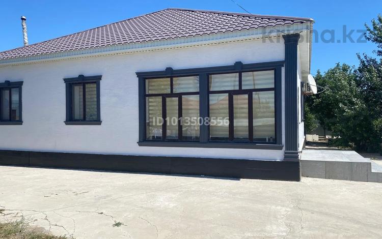 Часть дома · 4 комнаты · 180 м² · 8 сот., мкр Бирлик-2, 15 5 за 33 млн ₸ в Атырау — фото 2