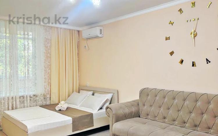 2-бөлмелі пәтер · 70 м² · 2/5 қабат, Байтурсынова 19 — Желтоксан, бағасы: 17 000 ₸ в Шымкенте — фото 41