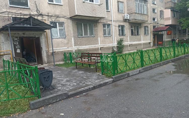 2-бөлмелі пәтер · 45 м² · 4/5 қабат, 11-й микрорайон, 11-й микрорайон 192 — Уалиханова, бағасы: 17.8 млн ₸ в Шымкенте, Енбекшинский р-н — фото 7