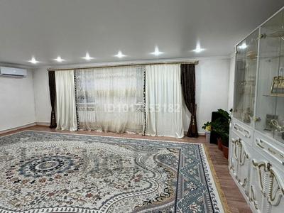 Отдельный дом · 4 комнаты · 275 м² · 10 сот., мкр Центральный, Жамбула за 30 млн ₸ в Атырау