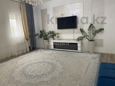 Отдельный дом · 6 комнат · 241 м² · 8 сот., мкр Балауса, 34 за 53 млн 〒 в Атырау