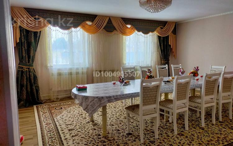 Жеке үй · 5 бөлме · 140 м² · 17 сот., мкр 41-й разъезд, Мкр 41-й разъезд 15а — Ул.степная, бағасы: 35 млн 〒 в Актобе — фото 2