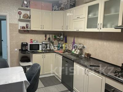 3-комнатная квартира · 100 м² · 8/9 этаж, Нур Актобе 11 — Нур Сити 2 микрорайон 11 дом за 30 млн ₸