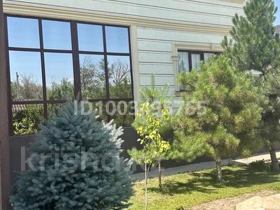 Отдельный дом · 6 комнат · 330 м² · 10 сот., Массив Гидрокомплекс 190 — Рядом Иманалиева за 150 млн ₸ в Таразе