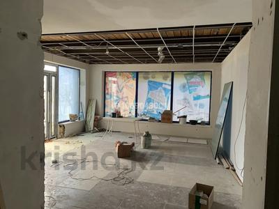 Дүкендер мен бутиктер, қоймалар, қоғамдық тамақтану орны, сұлулық салондары, фитнес және спорт, медорталықтар мен дәріханалар, білім орталықтары, ойын-сауық, конференц-залдар, кабинеттер және жұмыс орындары, студиялар · 120 м², бағасы: 340 000 ₸ в Актау, 28-й мкр