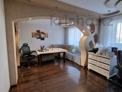 5-комнатная квартира · 105 м² · 4/10 этаж, Машхур Жусупа 270 за 40 млн 〒 в Павлодаре