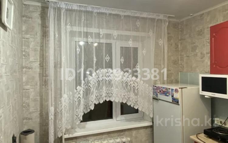 3-комнатная квартира · 49.9 м² · 3/5 этаж, Камзина 59 за 120 000 ₸ в Аксу — фото 2