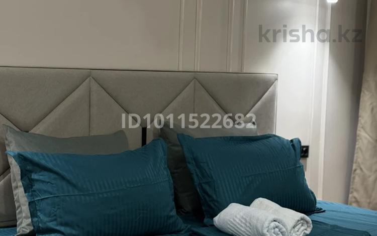 2-комнатная квартира · 60 м² · 3/13 этаж, Толе Би 274 за 20 000 ₸ в Алматы, Алмалинский р-н — фото 11