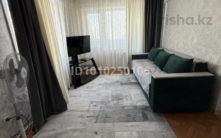 1-комнатная квартира · 35 м² · 2/5 этаж, Кабанбай батыра 120 за 150 000 ₸ в Усть-Каменогорске — фото 2