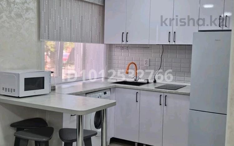 1-бөлмелі пәтер · 32 м² · 1/3 қабат, Сатпаева 45, бағасы: 170 000 〒 в Жезказгане — фото 2