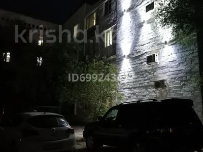 2-бөлмелі пәтер · 58.2 м² · 1/4 қабат, Самал 33, бағасы: 14 млн ₸ в Жанаозен