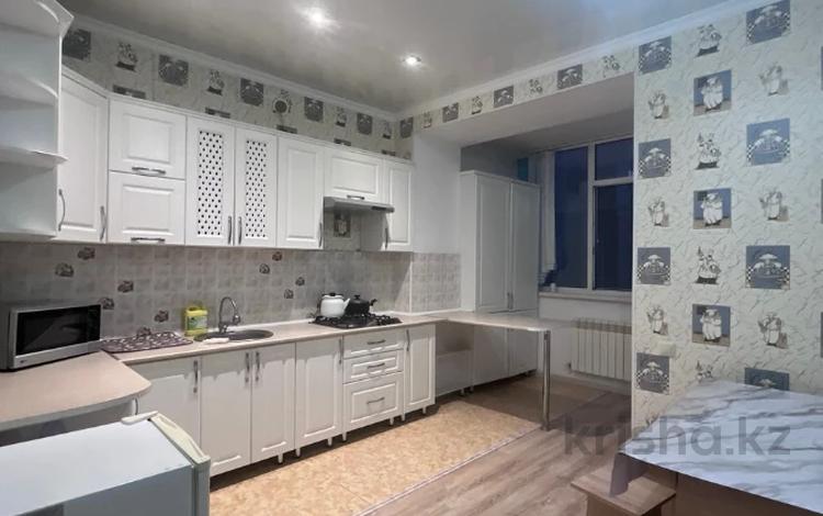 1-комнатная квартира · 53.8 м² · 3/5 этаж, тауелсиздик за 23 млн ₸ в Актобе — фото 2