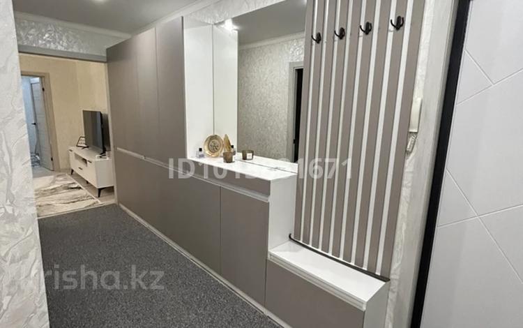 3-бөлмелі пәтер · 70 м² · 7/9 қабат, Назарбаева 32 — Назарбаева Естая, бағасы: 36 млн ₸ в Павлодаре — фото 2