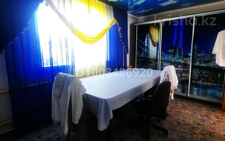 Жеке үй · 8 бөлме · 155 м² · 10 жүзд., Сулы — 50 школы, бағасы: 35 млн ₸ в Актобе, жилой массив Заречный-1 — фото 2