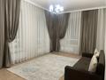 2-комнатная квартира, 74.2 м² помесячно, Кабанбай батыра за 280 000 〒 в Астане, Есильский р-н