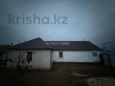 Отдельный дом · 3 комнаты · 100 м² · 13 сот., Есенжанова 31 за 11.5 млн 〒 в Дарьинске