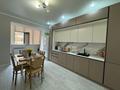 2-комнатная квартира · 70 м² · 2/5 этаж, мкр Строитель 30/2 за 25 000 〒 в Уральске