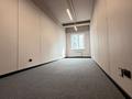 Свободное назначение, офисы, кабинеты и рабочие места · 21 м² за 300 000 ₸ в Астане, Нура р-н — фото 5