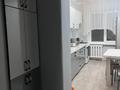 3-комнатная квартира · 64 м² · 4/10 этаж, мкр Акбулак — Толе би проспект 92 за 25 млн ₸ в Таразе — фото 2