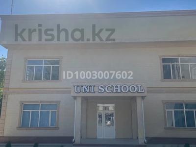 Свободное назначение, офисы, магазины и бутики, склады, общепит, салоны красоты, сельское хозяйство, бани, гостиницы и зоны отдыха, фитнес и спорт, медцентры и аптеки, образование, развлечения, конференц-залы, кабинеты и рабочие места, студии · 1258 м² за 2.8 млн 〒 в Таразе