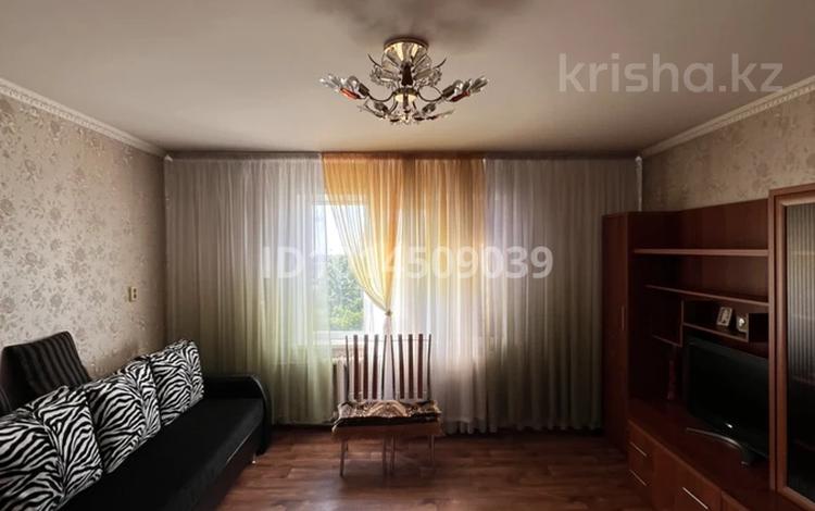 2-бөлмелі пәтер · 53 м² · 8/9 қабат, Абая 111а, бағасы: 29.9 млн ₸ в Семее — фото 2