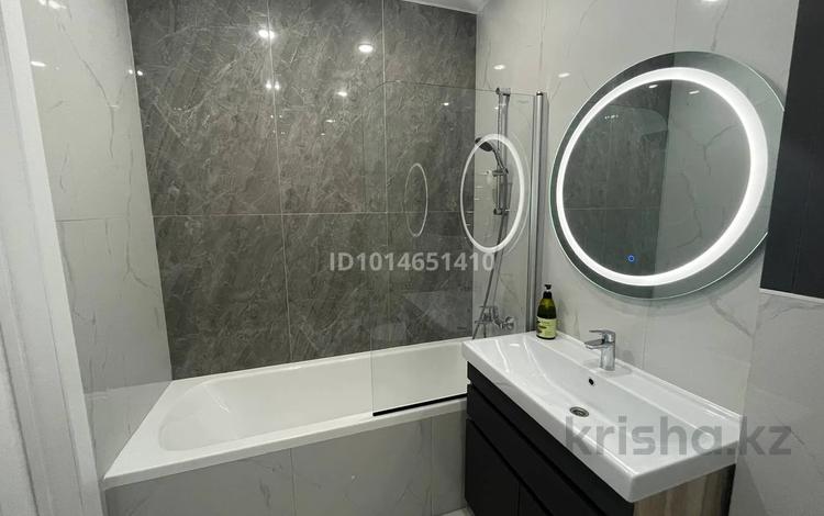 1-комнатная квартира · 38 м² · 13/16 этаж, Сыганак 15 за 250 000 ₸ в Астане, Нура р-н — фото 6