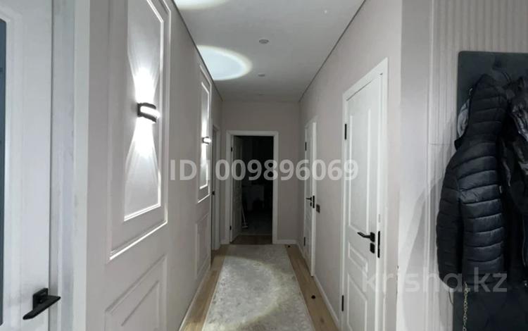 3-комнатная квартира · 81.4 м² · 4/6 этаж, Райымбек батыра 169 за 58 млн 〒 в  — фото 2