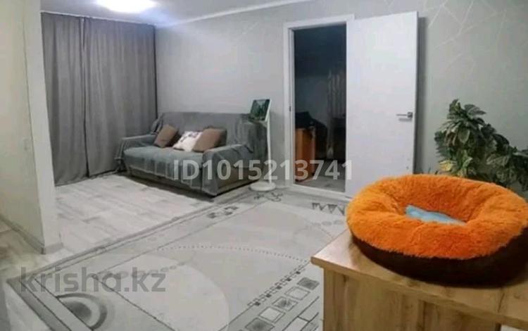 2-бөлмелі пәтер · 40 м² · 3/3 қабат, Кұнанбай 36, бағасы: 17 млн ₸ в Семее — фото 13