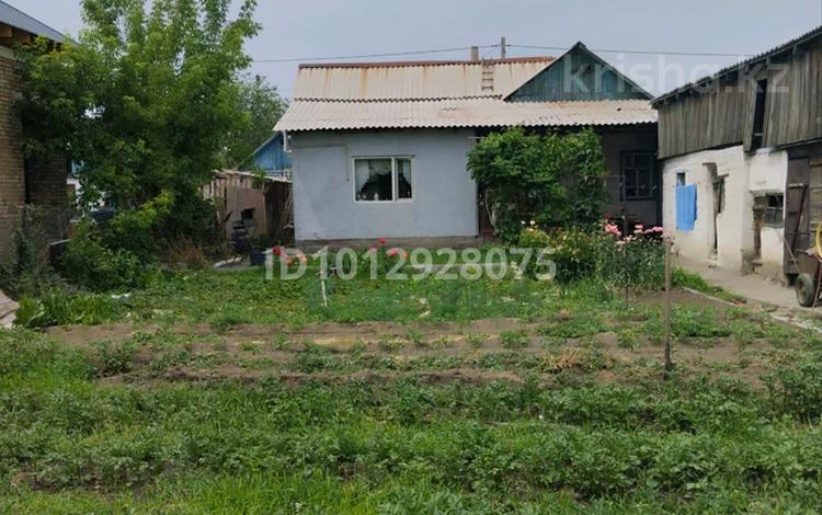 Отдельный дом · 3 комнаты · 74 м² · 7 сот., Аксуская 131 — Валиханова / Шевченко за 16.3 млн ₸ в Талдыкоргане — фото 2