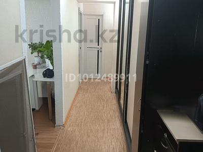 3-бөлмелі пәтер · 80 м² · 8/9 қабат, Абая 55 — Зади ост. диана, бағасы: 200 000 ₸ в Уральске, мкр Школьник