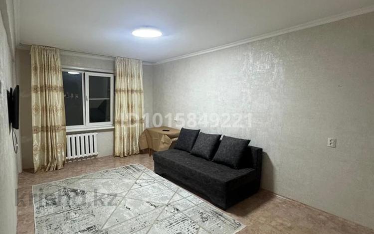 1-комнатная квартира · 30 м² · 3/5 этаж, Карбышева 36 за 150 000 ₸ в Усть-Каменогорске — фото 2