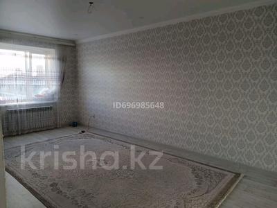 2-бөлмелі пәтер, 70 м², 3/5 қабат, Старый город 11, бағасы: 20.5 млн 〒 в Актобе, Старый город