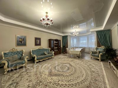 3-комнатная квартира, 240 м², 2/11 этаж, Сатпаева 336 за 78 млн 〒 в Павлодаре